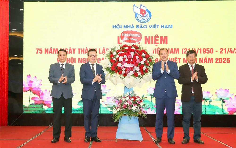 Kỷ niệm 75 năm Ngày thành lập Hội Nhà báo Việt Nam